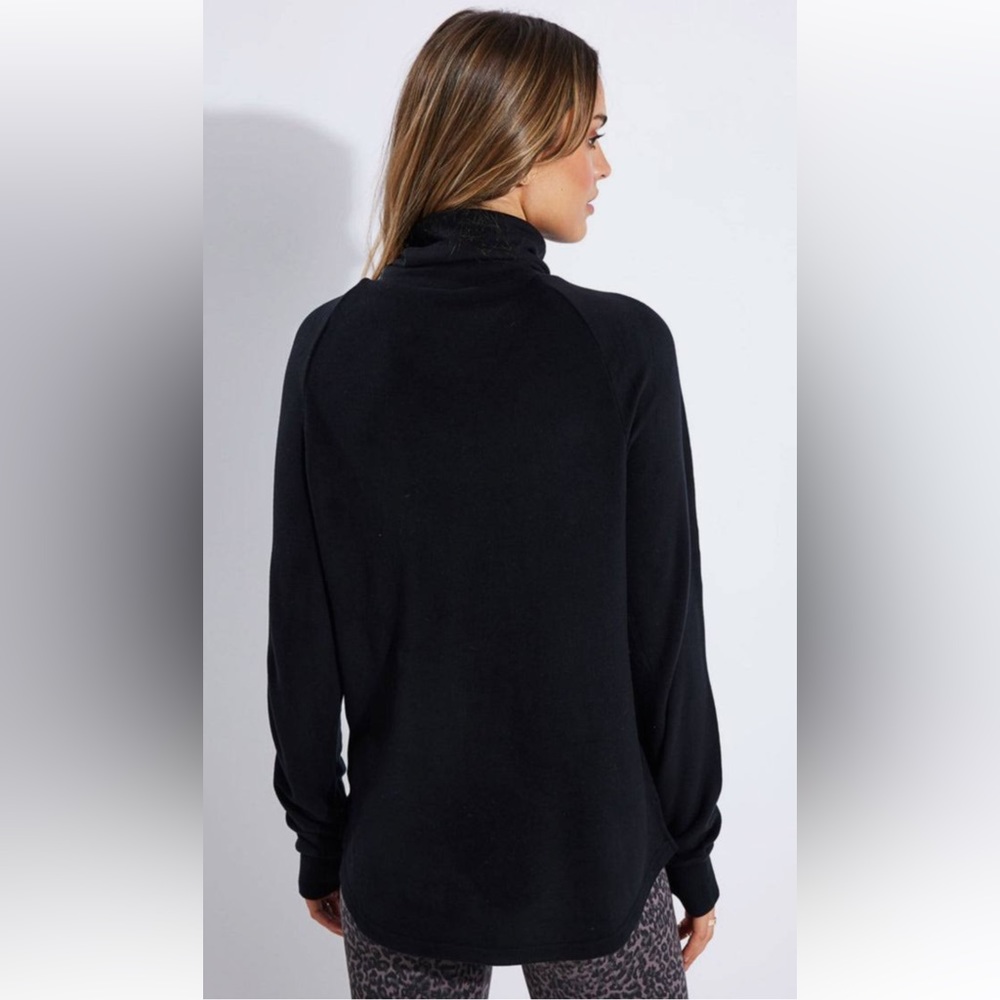 Varley Adkisson Tunic Top Performance Sweatshirt … - image 2